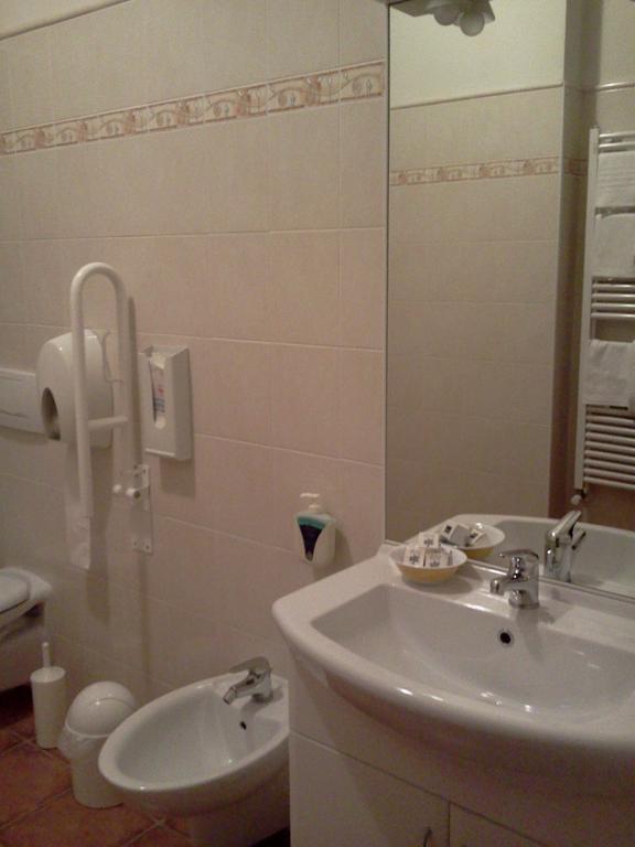 Albergo Al Portico Azzano Decimo Bilik gambar