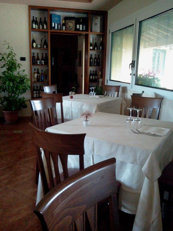 Albergo Al Portico Azzano Decimo Luaran gambar