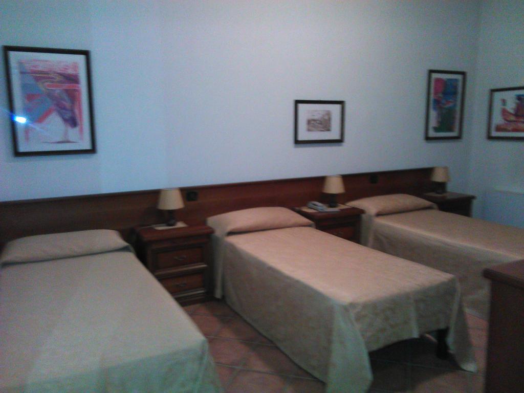 Albergo Al Portico Azzano Decimo Luaran gambar